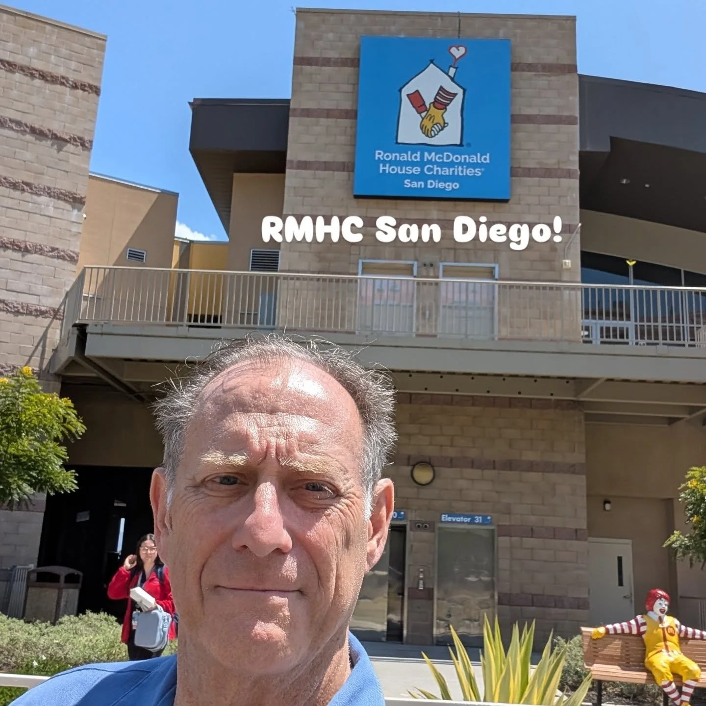 Had a great visit with Oscar and Meg at the @rmhcsandiego this afternoon! What an amazing house. Did you know that they serve about 1,000 people a day that are at the #radychildrenshospital Just incredible to see the families they serve. 

Thanks for