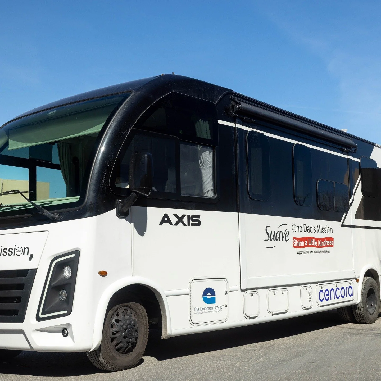 🚴&zwj;♂️ And we're off! What an incredible kickoff at Ronald McDonald House New Mexico in Albuquerque!

Huge thanks to CEO Jessica Wright and the entire RMH team for hosting such a memorable sendoff celebration. 

Your dedication to keeping families