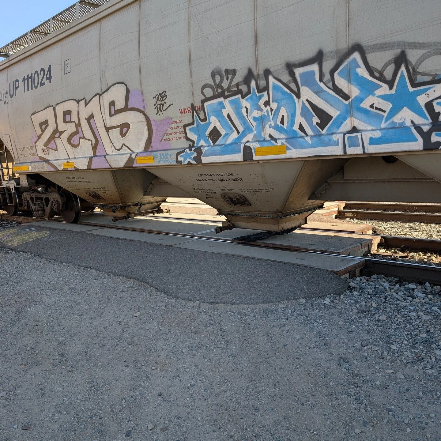 Today&rsquo;s ride for One Dad&rsquo;s Mission had one of the wildest moments yet. 🚴&zwj;♂️

While riding to the @ronaldmcdonaldhousecnaz, a freight train stopped directly across the bike path. There was no way around it and no crossing nearby. The 