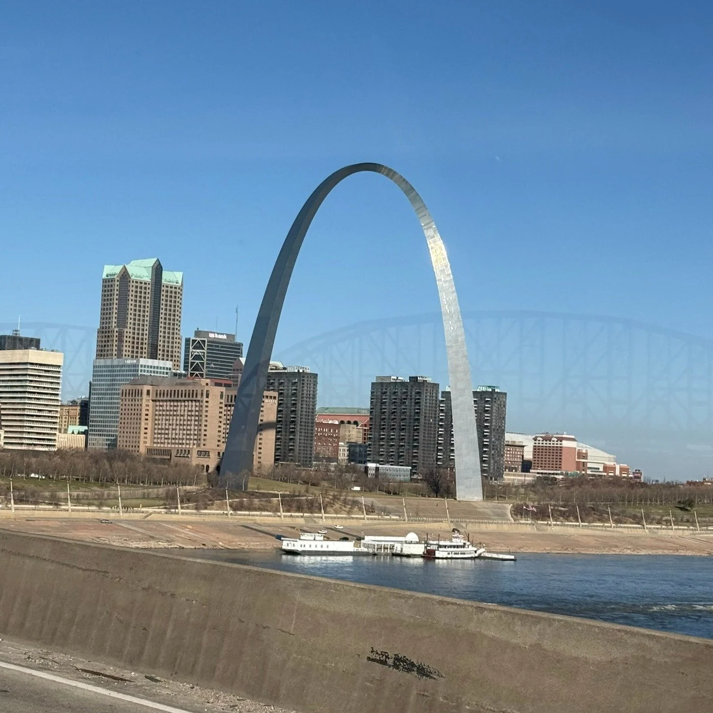 We loved visiting the St. Louis Ronald McDonald House for the Shine A Little Kindness Podcast ❤️watch at https://youtu.be/VKGlL9UhRLA , like and subscribe.

CEO RJ Crunk shared how their two houses now offer 92 rooms for families in need, while also 