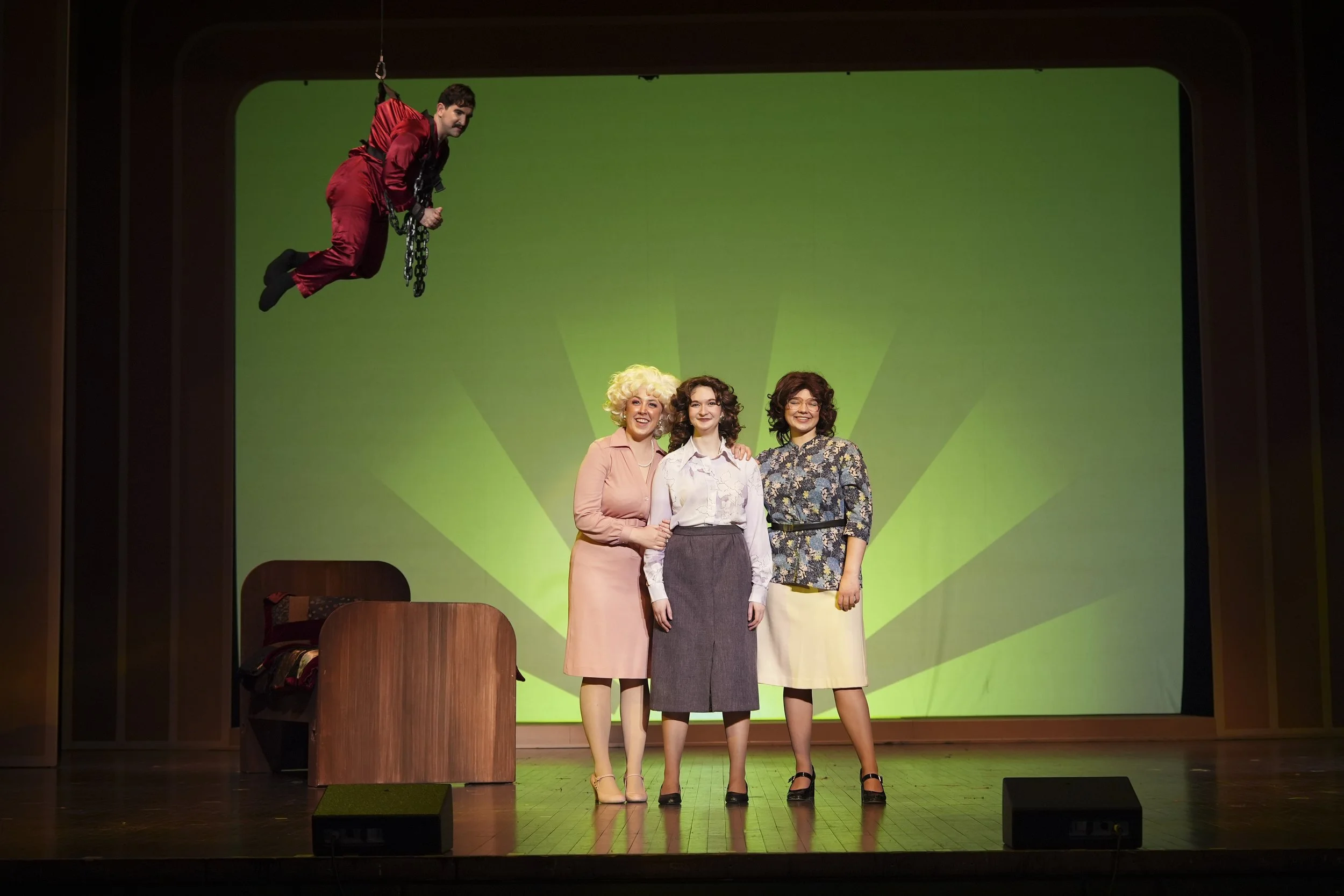 9 to 5 Photo Call-79.jpg