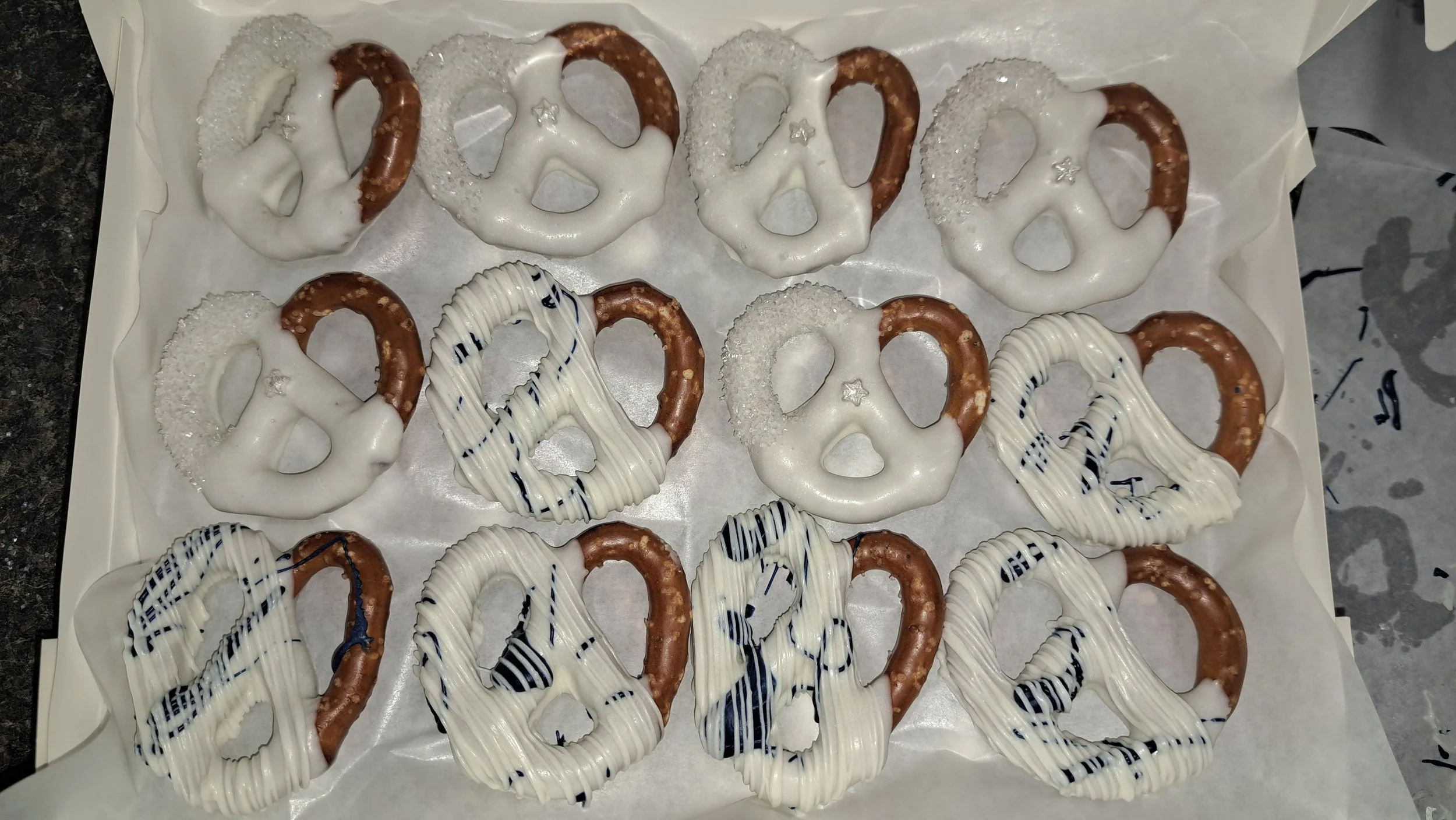 Gourmet Hand-Dipped Pretzel Folds - 12 Pack