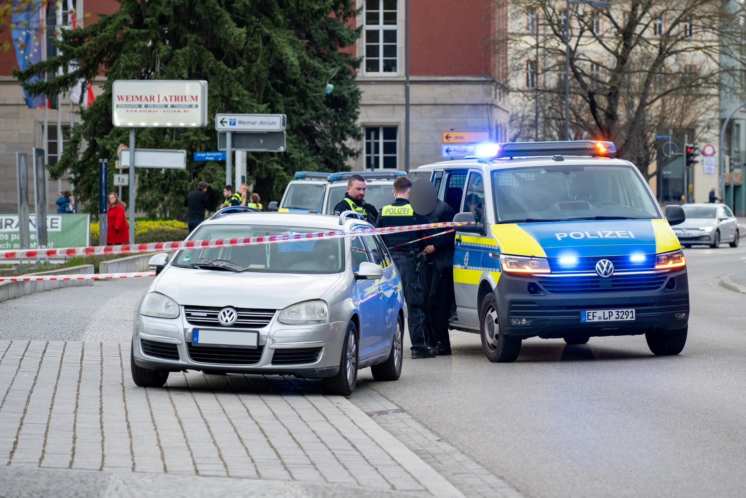 Großeinsatz am Atrium: Vermeintliche Entführung sorgt für Einsatz in Weimar