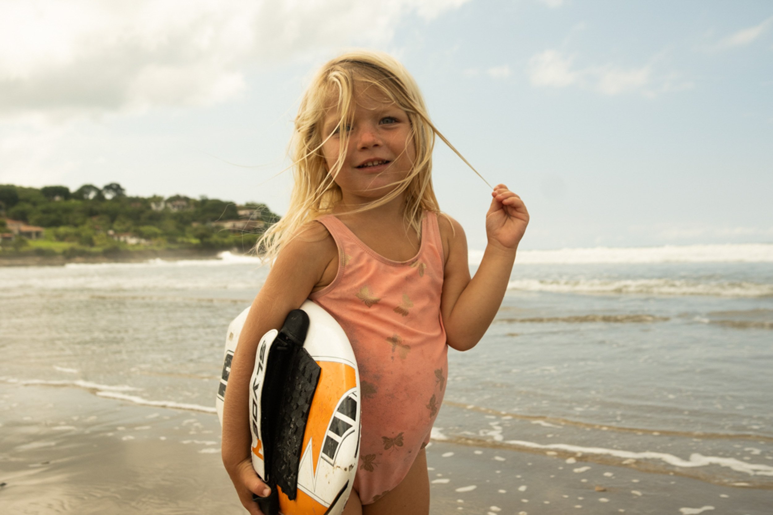 20092025-DSCF0403-LIVRO OKA -2.jpg