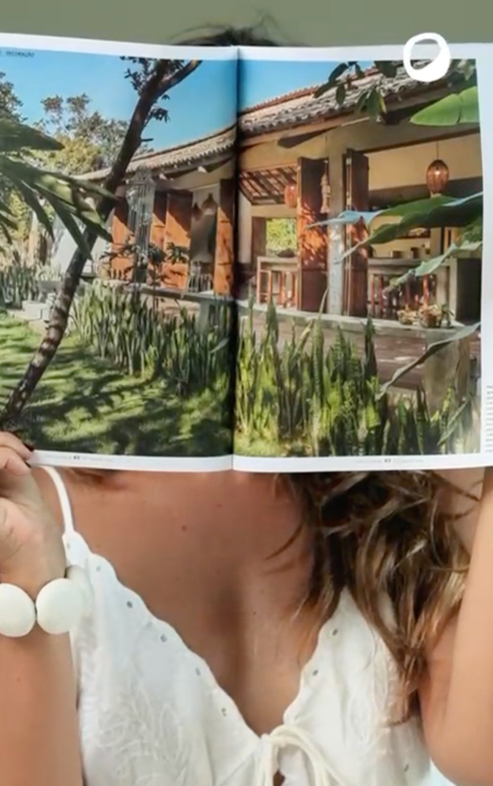 A Casa Canoa, na revista Casa e Jardim