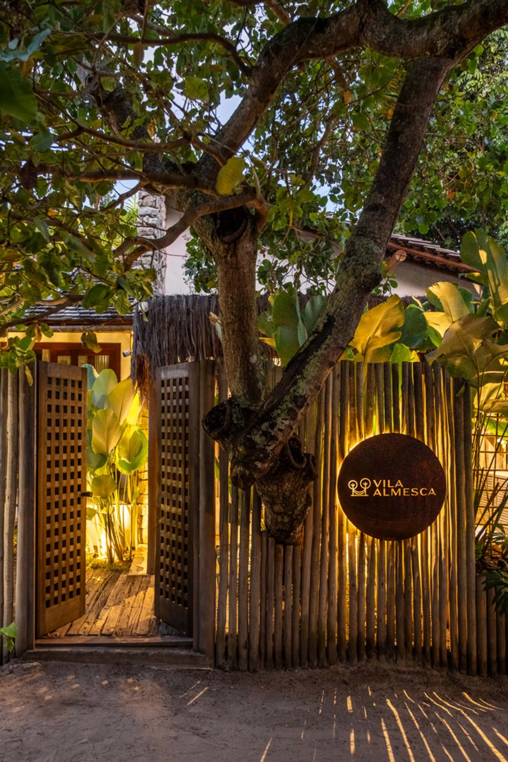 DSCF1231-HDR-LIVRO OKA -2.jpg