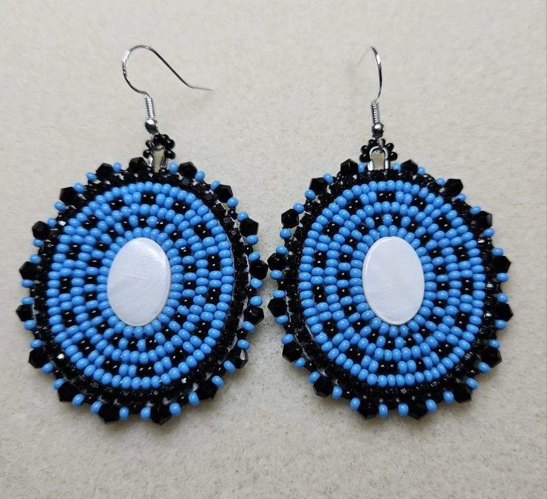 Black and Blu Mirror .jpg
