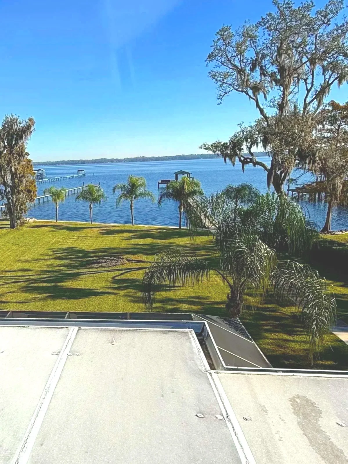 Leaking Gutter Service