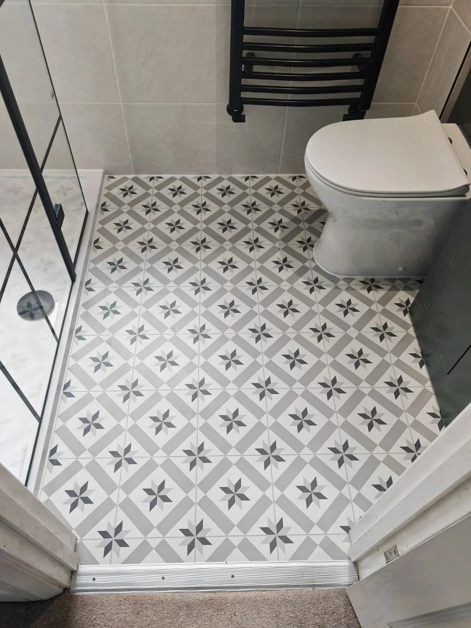 hartstead-homes-geometric-bathroom-tiles.jpg