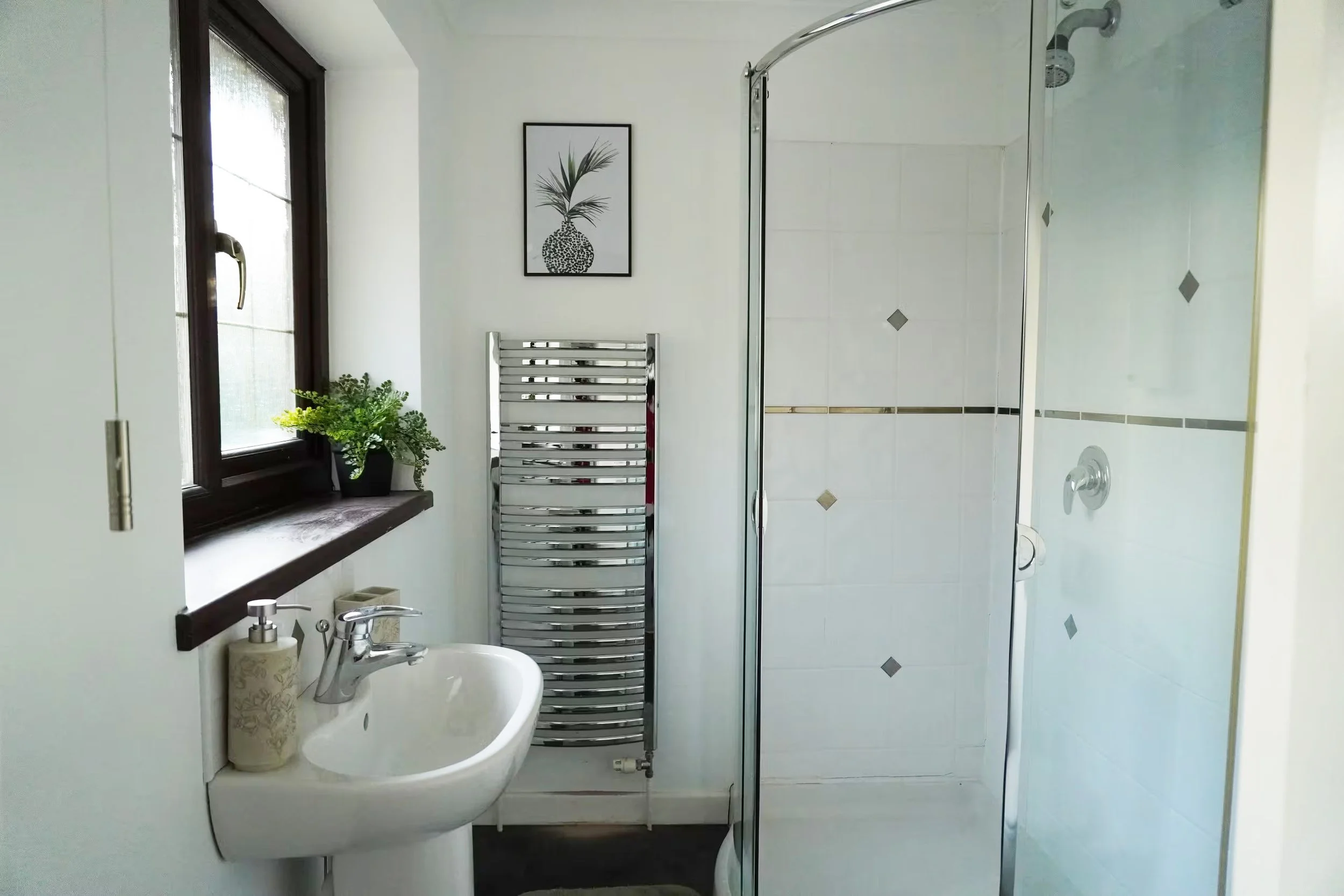 Ensuite 2 copy.jpg (Copy) (Copy) (Copy) (Copy) (Copy) (Copy) (Copy)