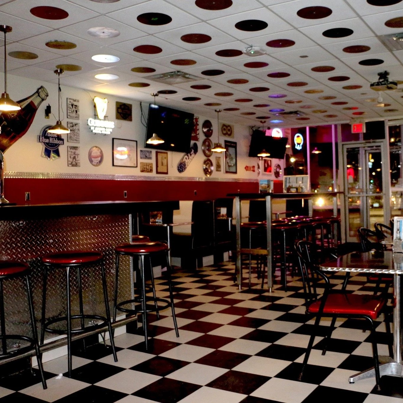 Where to Pre: Kingston’s Best Pre-Game Spots