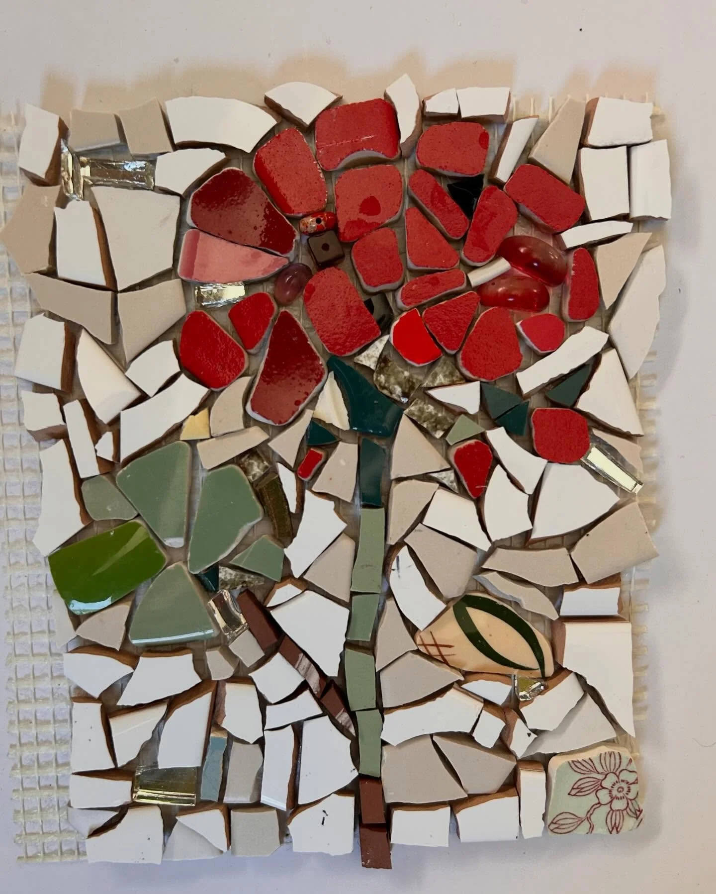 I've been working on flowers that you would see in Italy... to honor the Italian community in Barre Vt. It's a public art project with @downstreetvt ... more to come.