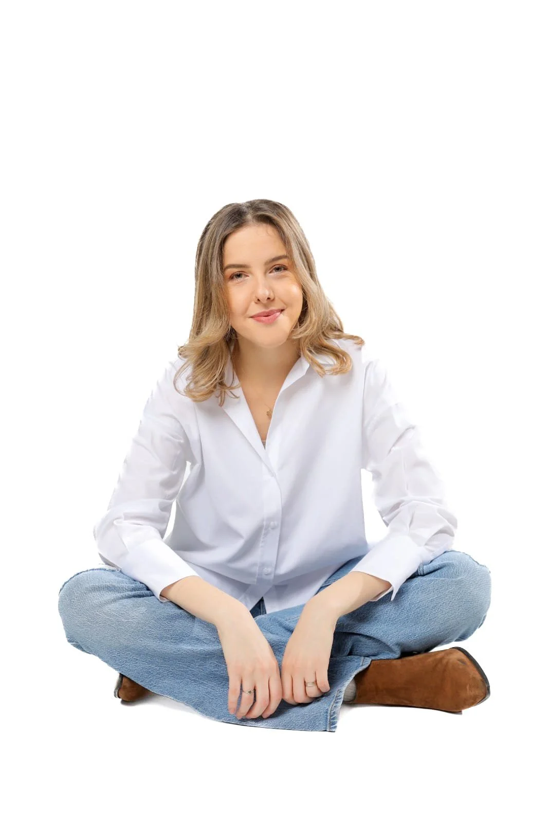 Alexandra Andronescu-Mihai, psychologist and CBT psychotherapist providing online therapy in English and Romanian.