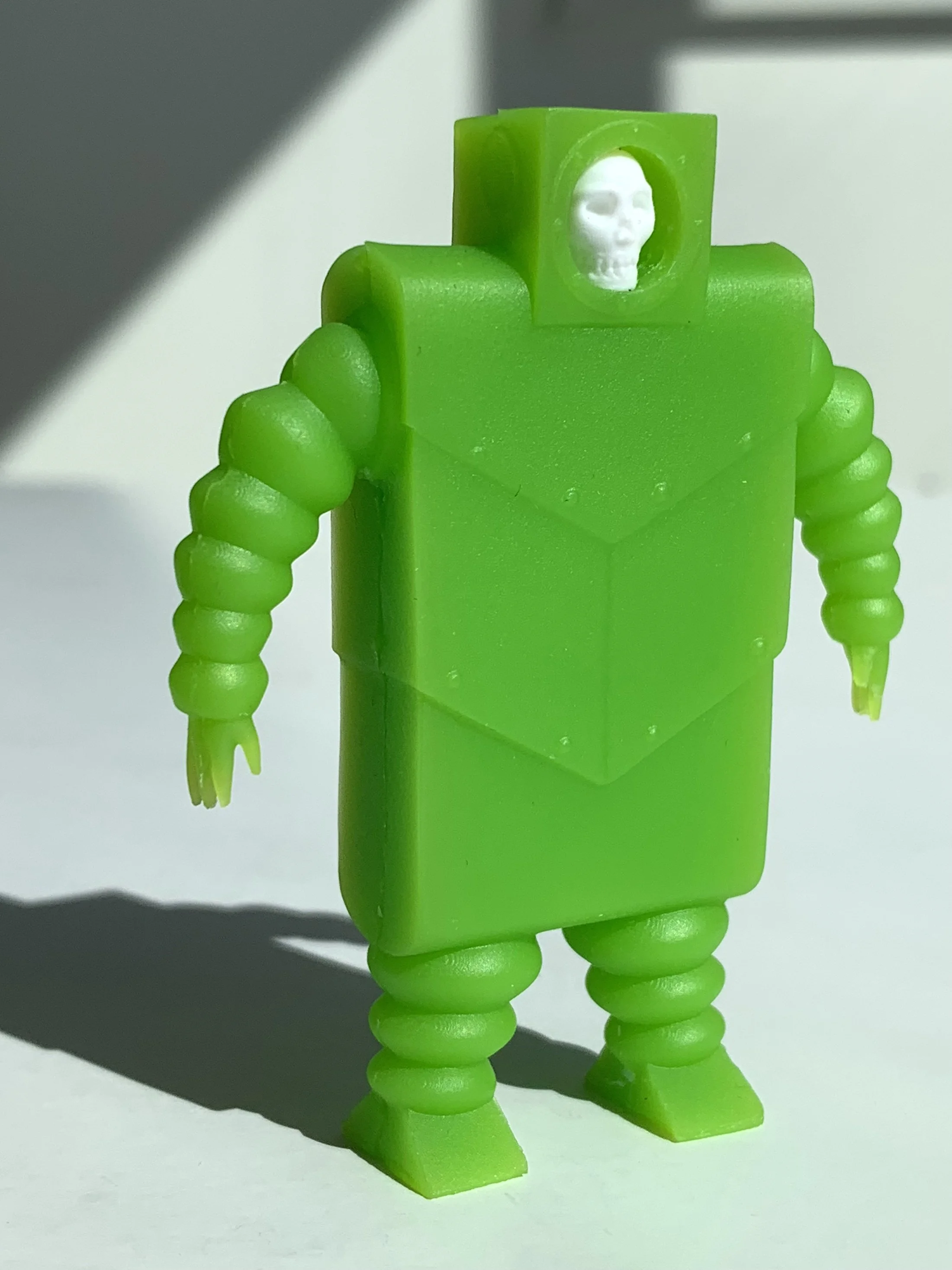 “CALCIFIER X-20” figurine