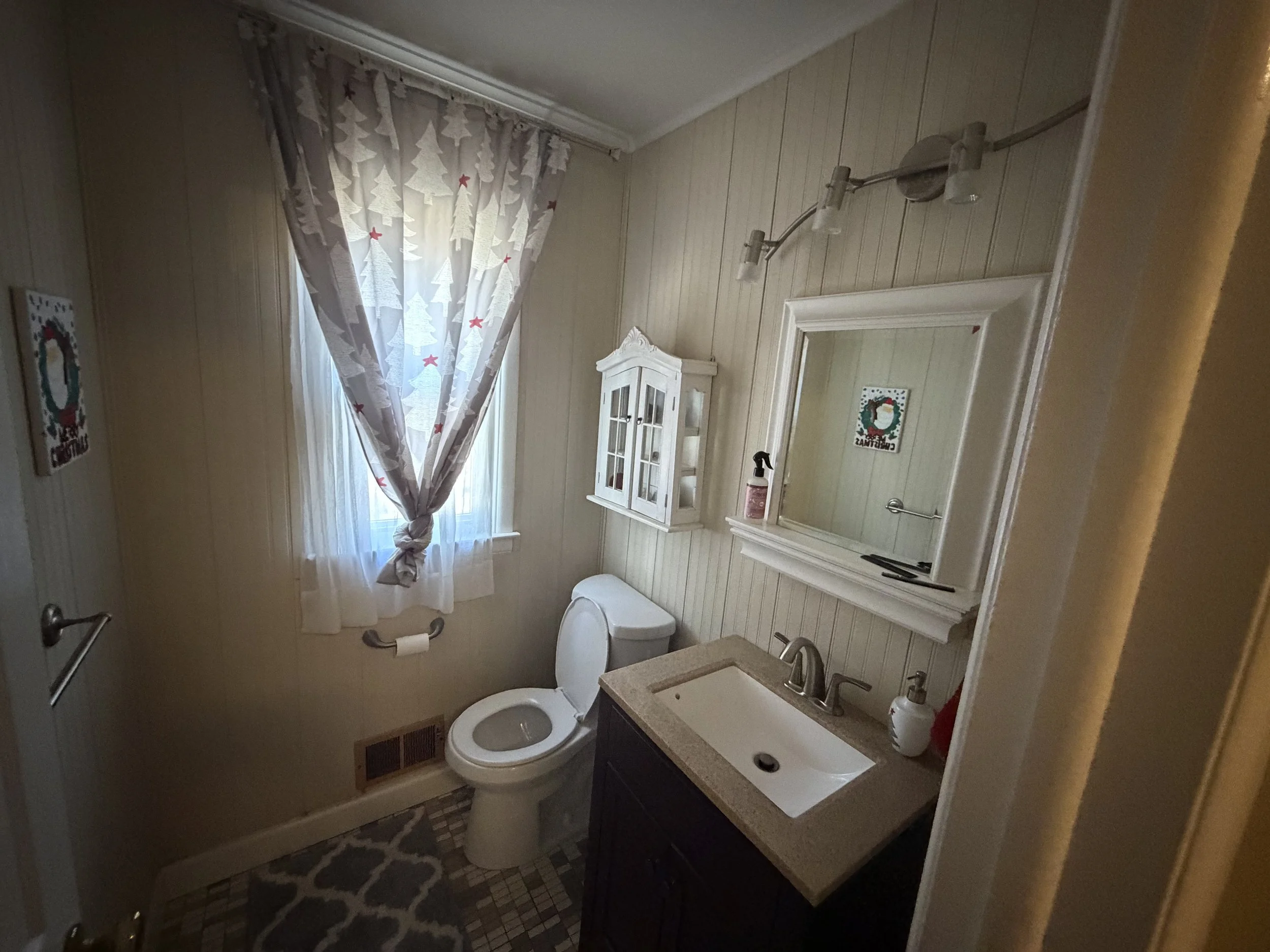Before - Bathroom.jpg