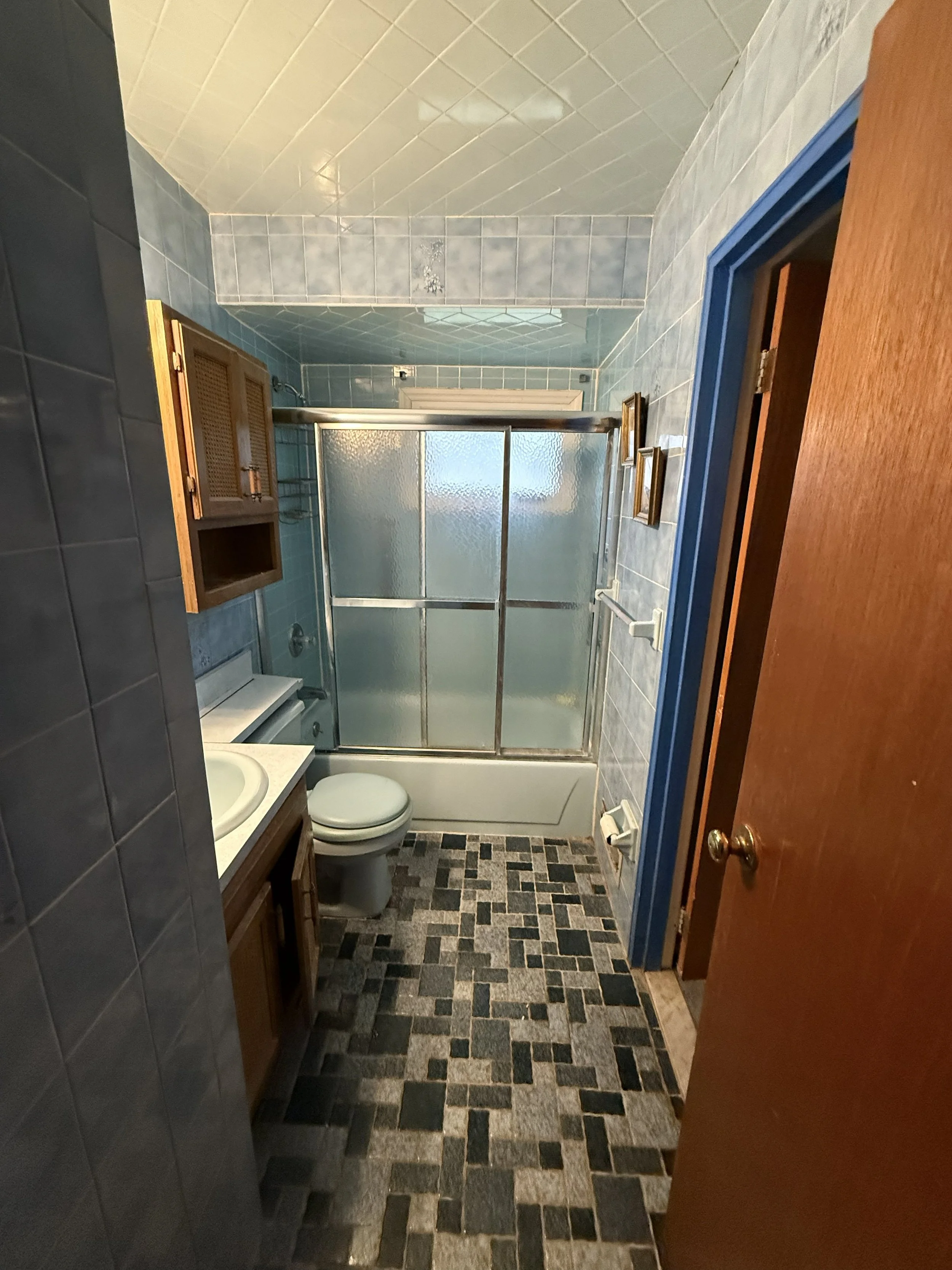 183 Winifred Drive - Before (4).jpeg