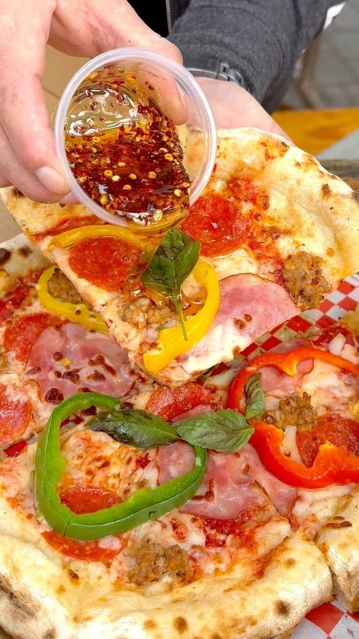 Angelenos' Wood Fired Pizza-pizza.jpg