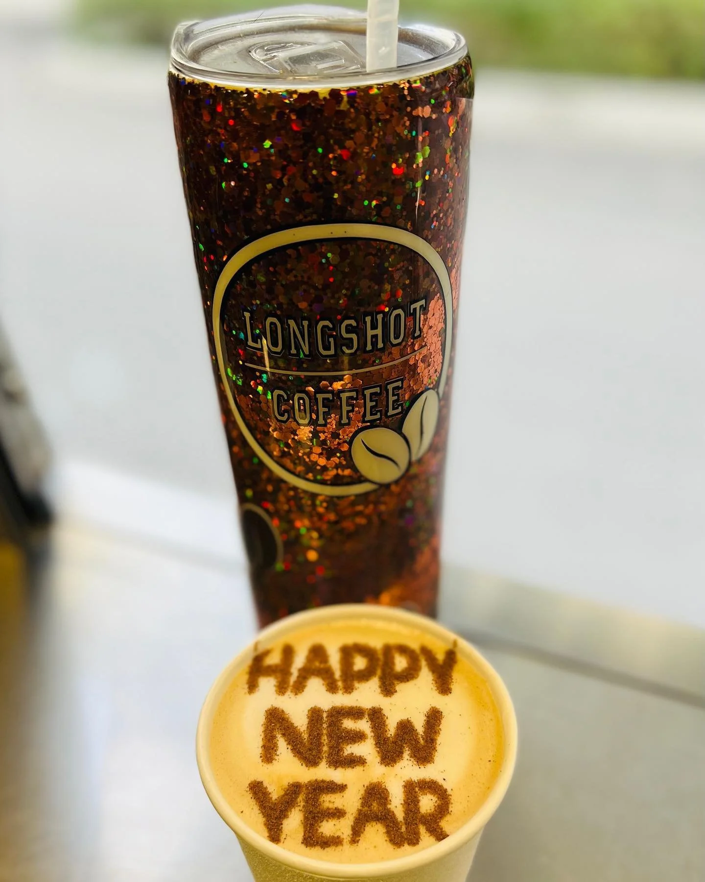Longshot coffee-happy new year latte art.jpg
