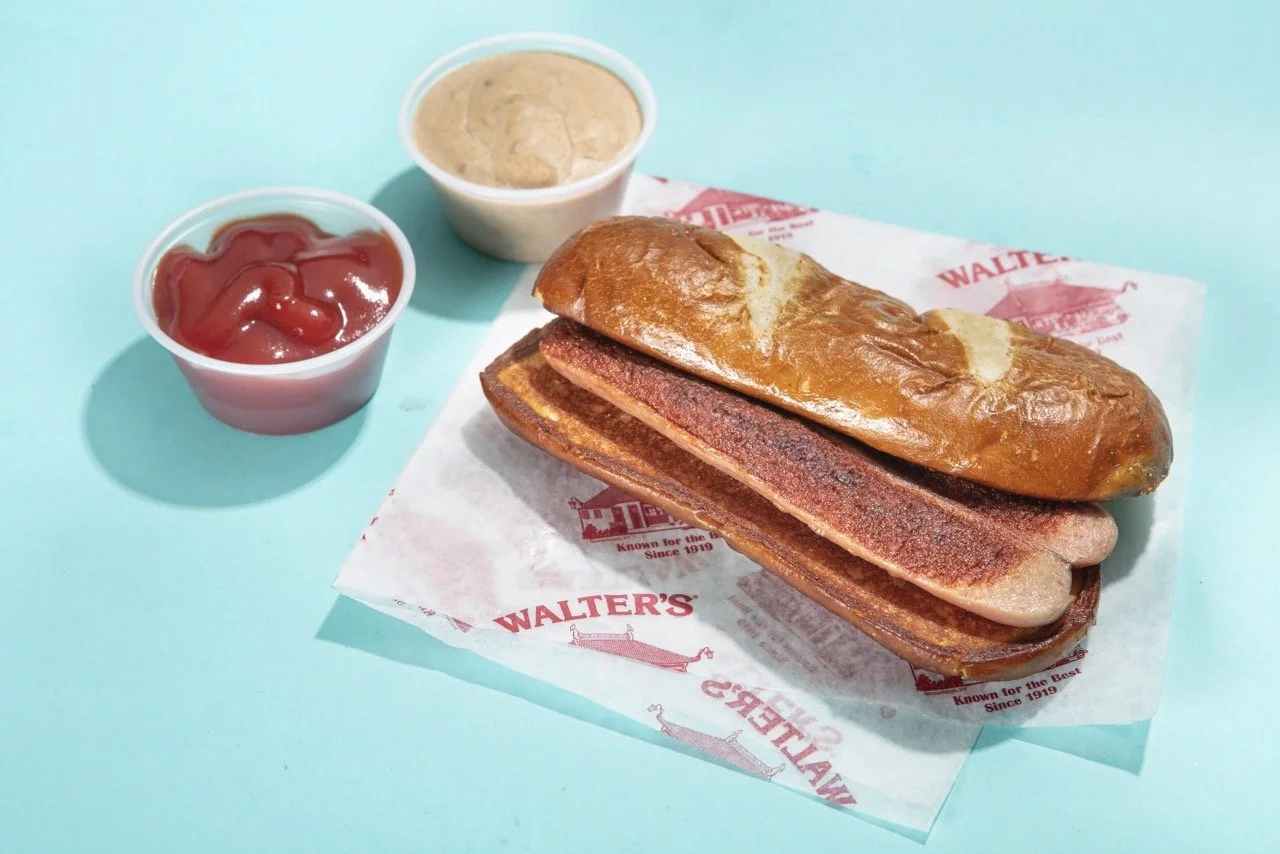 Walter's Hot Dogs-food-1 Large.jpeg
