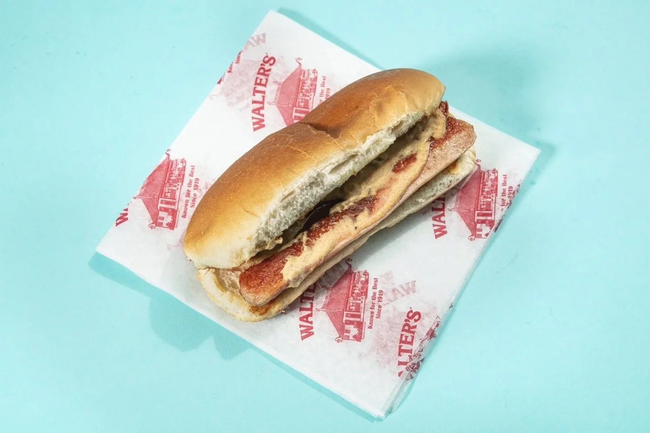 Walter's Hot Dogs-food-3 Large.jpeg