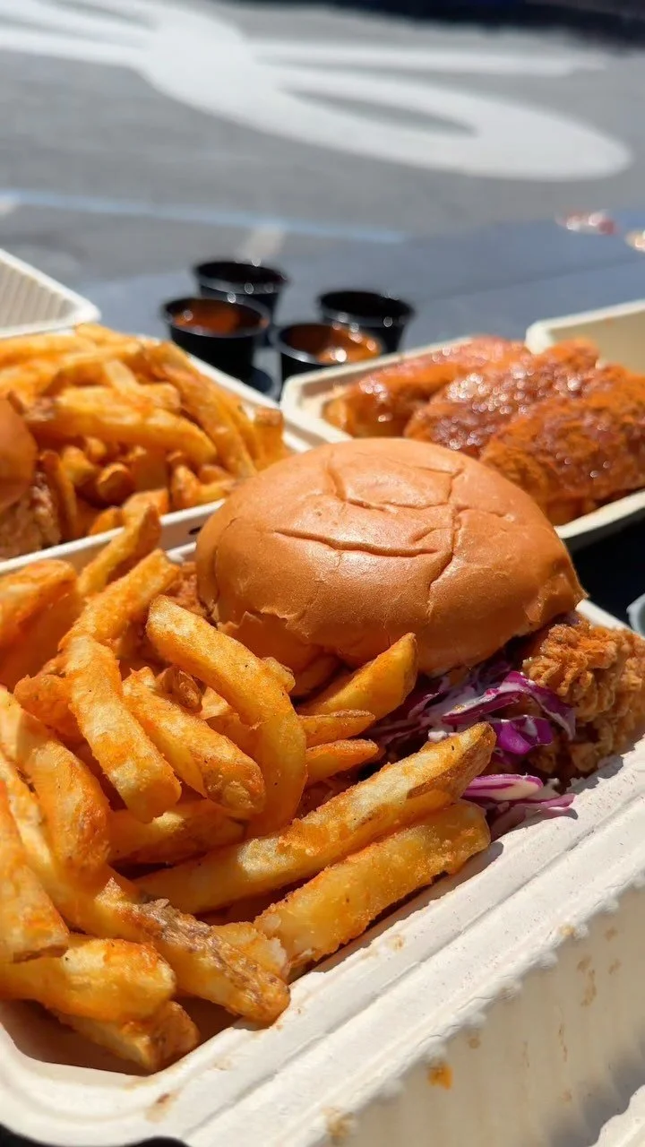 Chick N' Bros-food-3.jpg