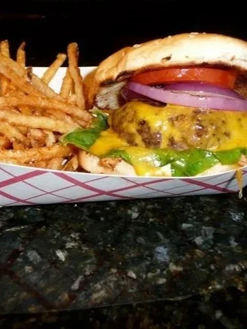 Jack%27s+Chowhound-food-2+Medium.jpg