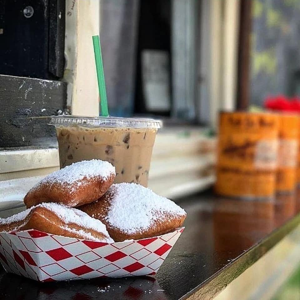 The Beignet Bus-food-2.jpg