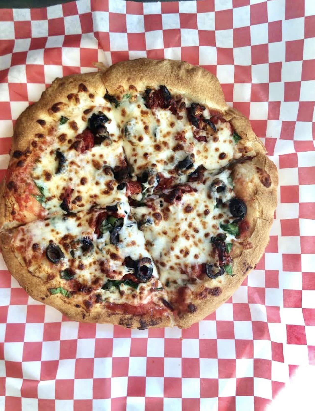 Yummy Pizza-food-2.jpg