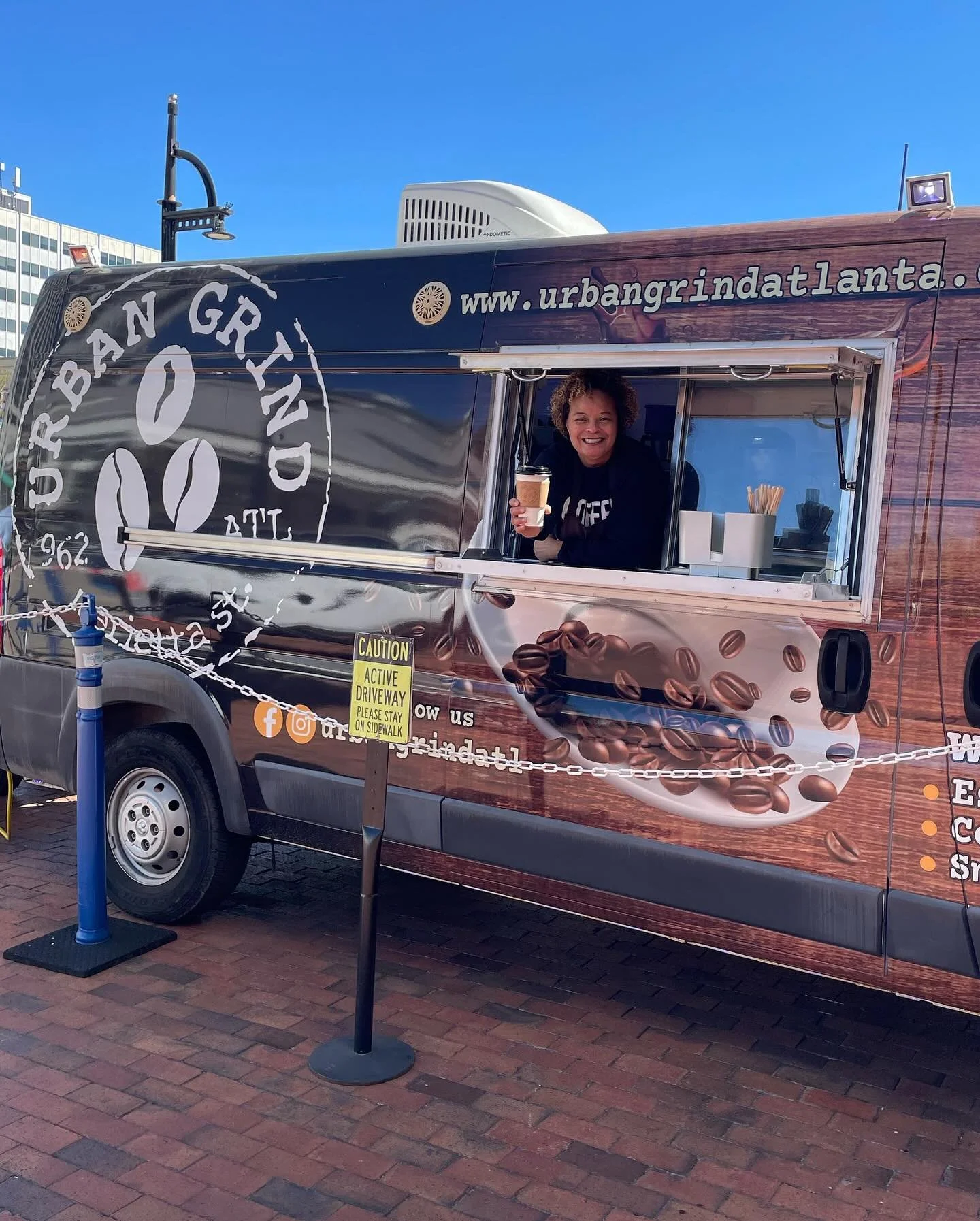 Urban Grind Truck and Owner