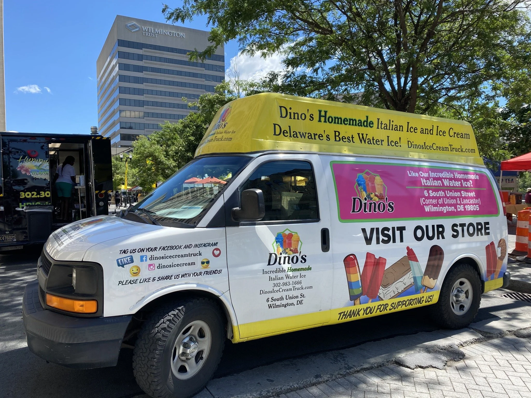 Dino’s Ice Cream Truck