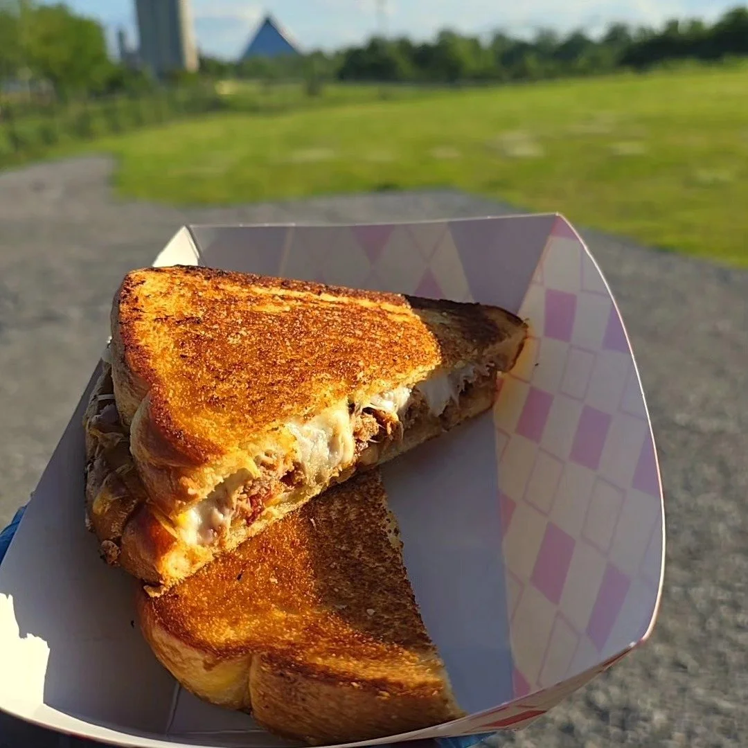 Yippie Trippie & The Porkstars-Food1.jpg