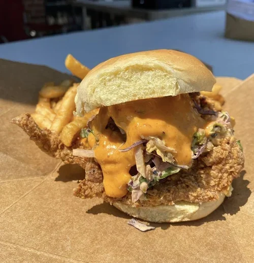 Cluck n Roll-Food2.webp