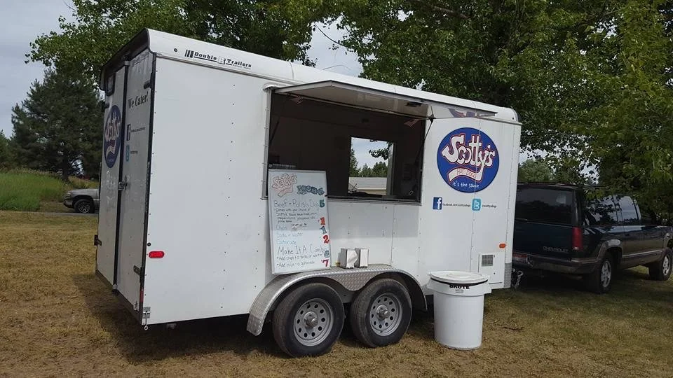 Scott'ys Dog Truck