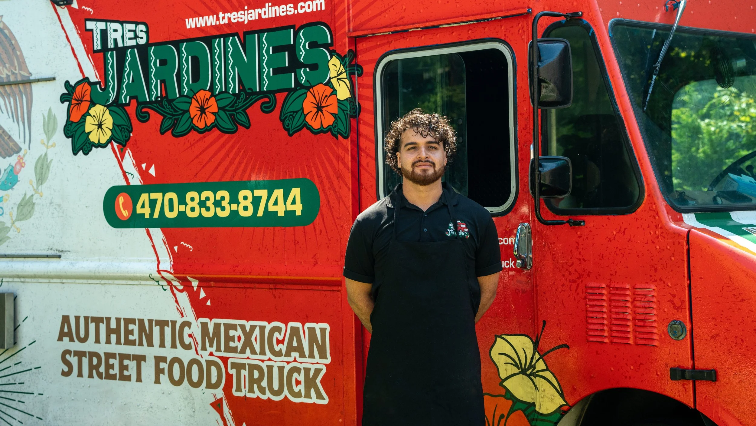 Tres Jardine Owner Brandon Peña