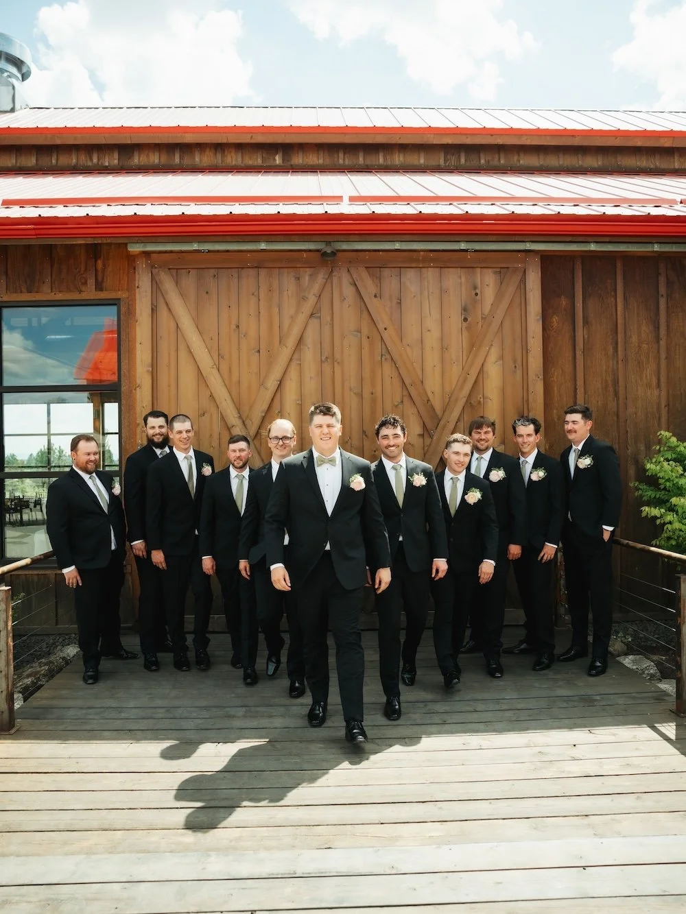 groomsmen2.jpg