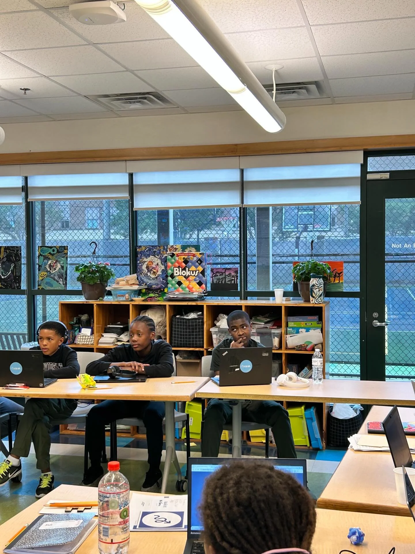Over the past few weeks, our students at Star Seeds Learning Hub got an inside look at how the music they listen to every day is actually made 🎶💻

We recently wrapped up our Music Technology classes with Star Seeds Learning Hub where students explo