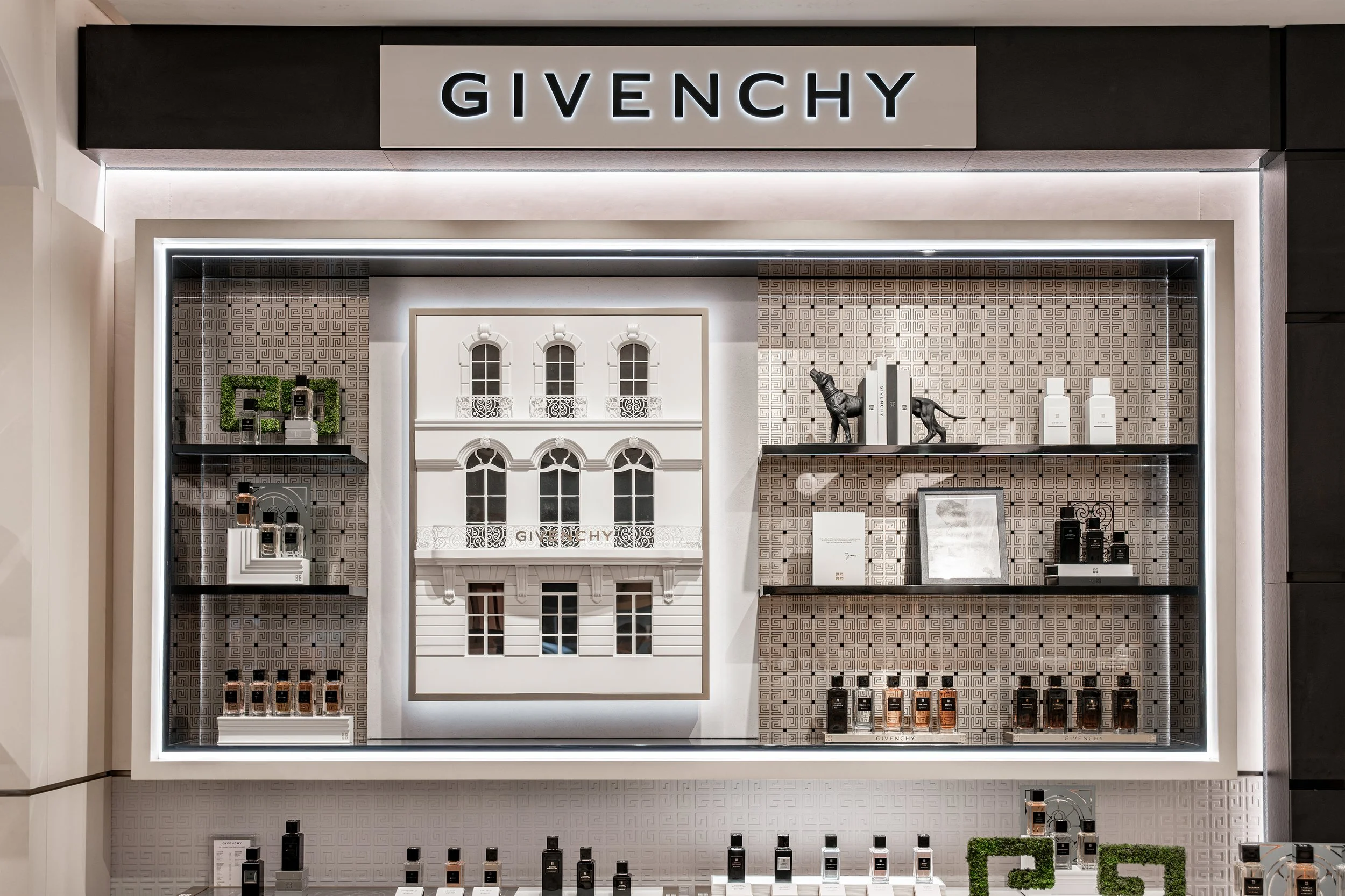Givenchy_Printemps_Haussmann_ArthurDemars_5.jpg