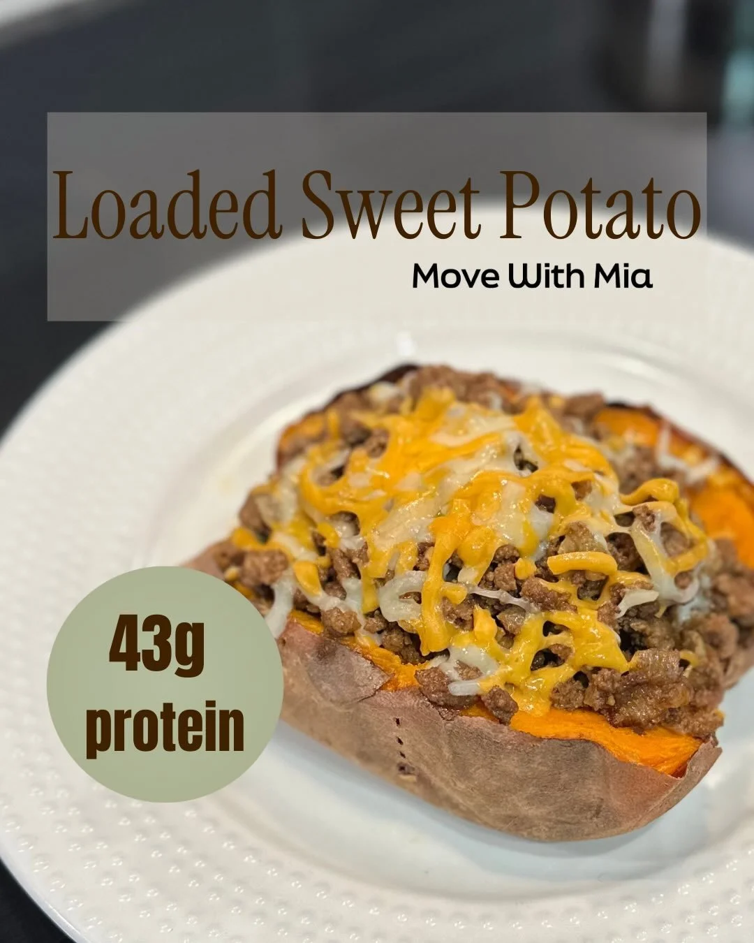 High-protein loaded sweet potato🍠

Slow digesting carbs + quality protein + balanced fats.
Save this and try it for yourself✨