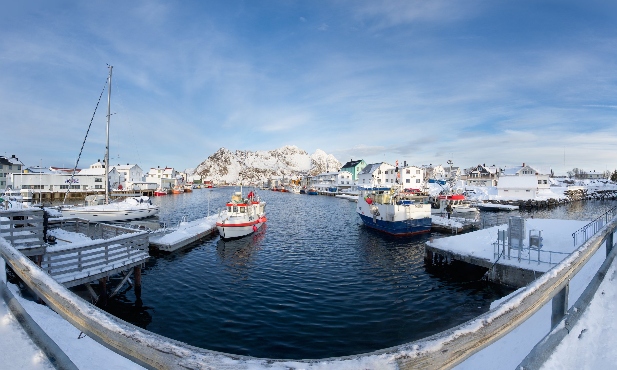 Henningsvær