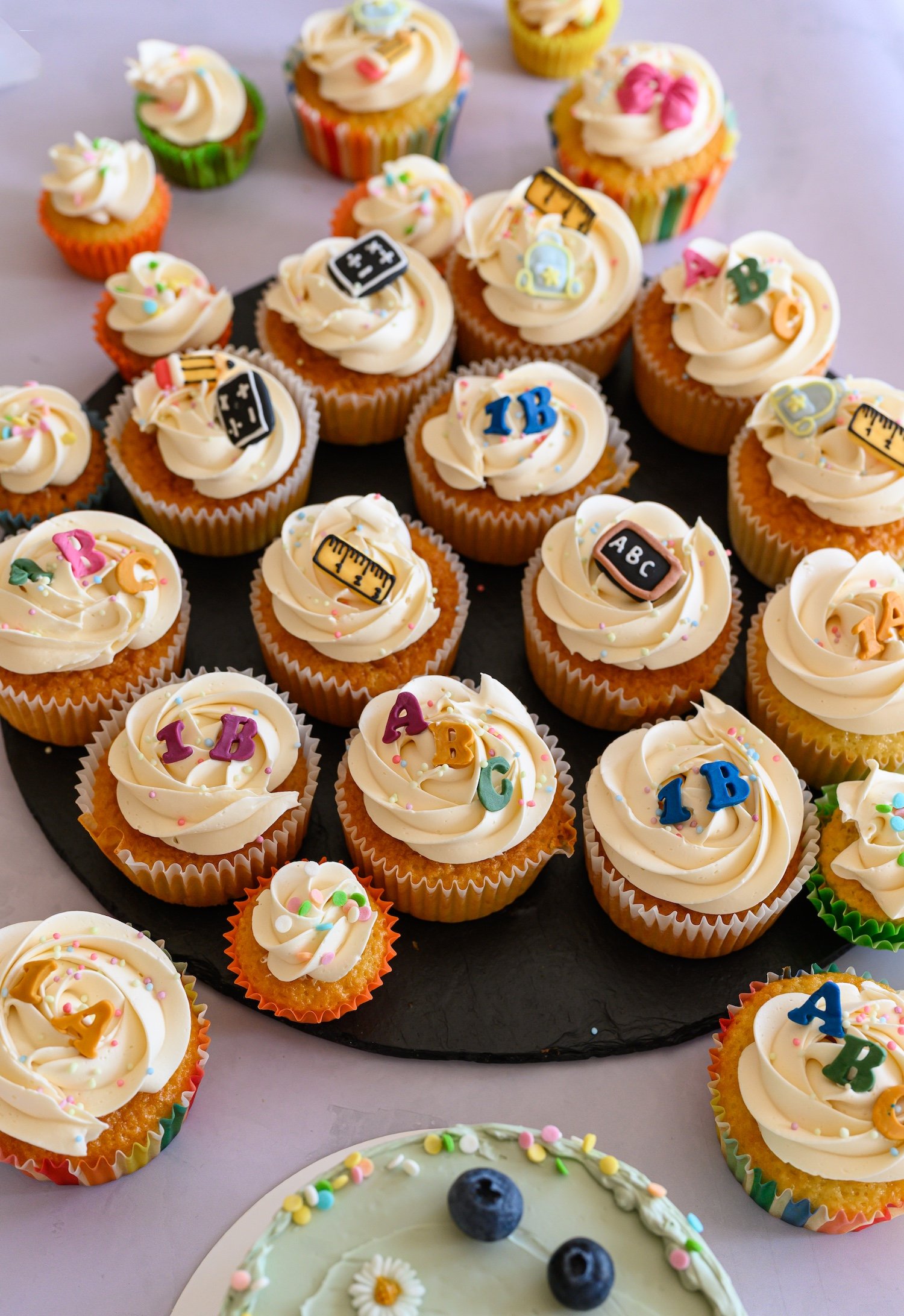 cupcakes for school start or end of school celebration