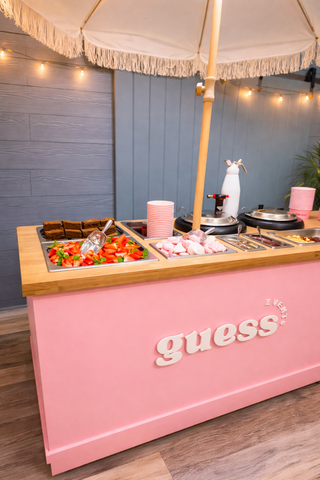 Mobile Dessert bar. Mobile dessert bar, Sweet station, sweet cart, Evening food, Dessert grazing table.Serving North Devon, Devon, Cornwall and the South West of England. Wedding catering, Event catering, North Devon Caterer, Barnstaple Caterer, Outs