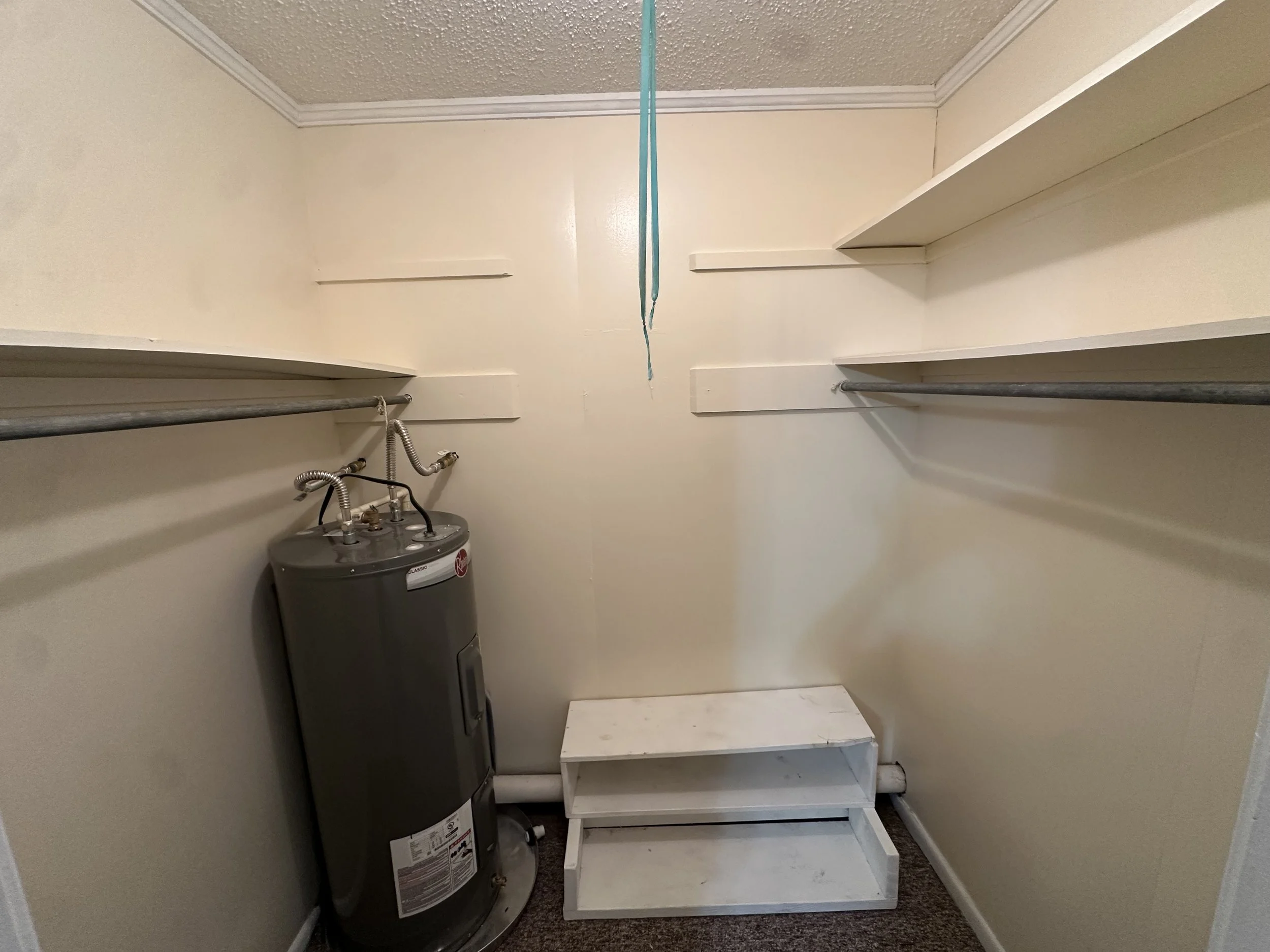 High Cotton #14 Apartment Walk-in Closet.jpeg