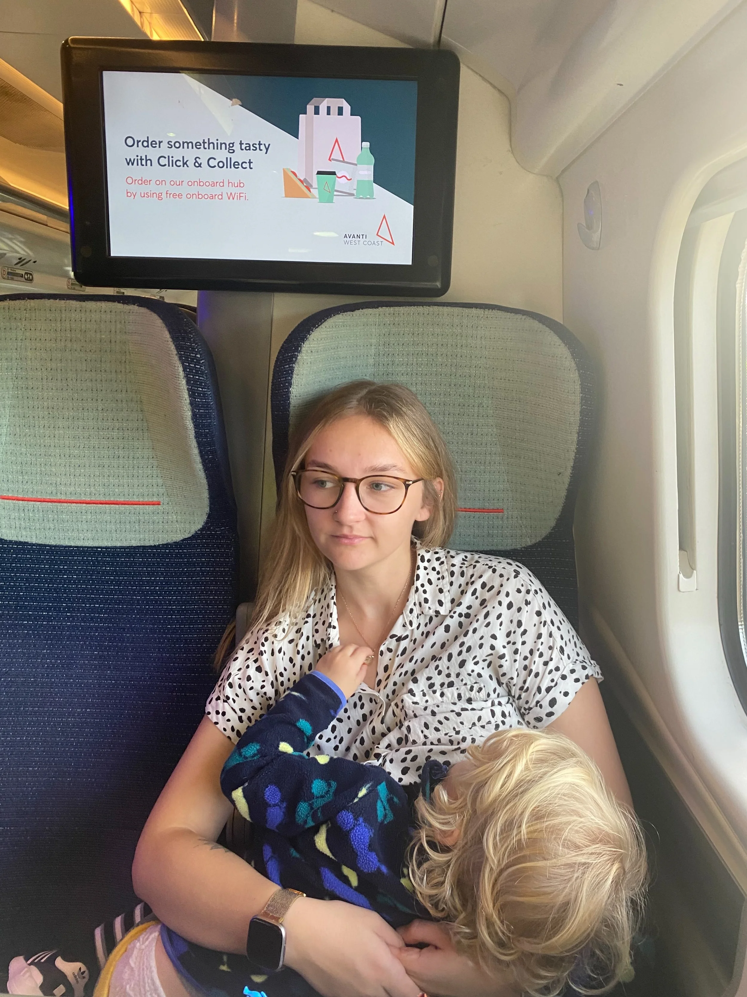 I actually haven&rsquo;t got many words to say about the comments that *woman* made sharing her damaging opinion on breastfeeding. 

But I will say that i have been breastfeeding continuously since 5th April 2021 when my first baby was born. 

I fed 