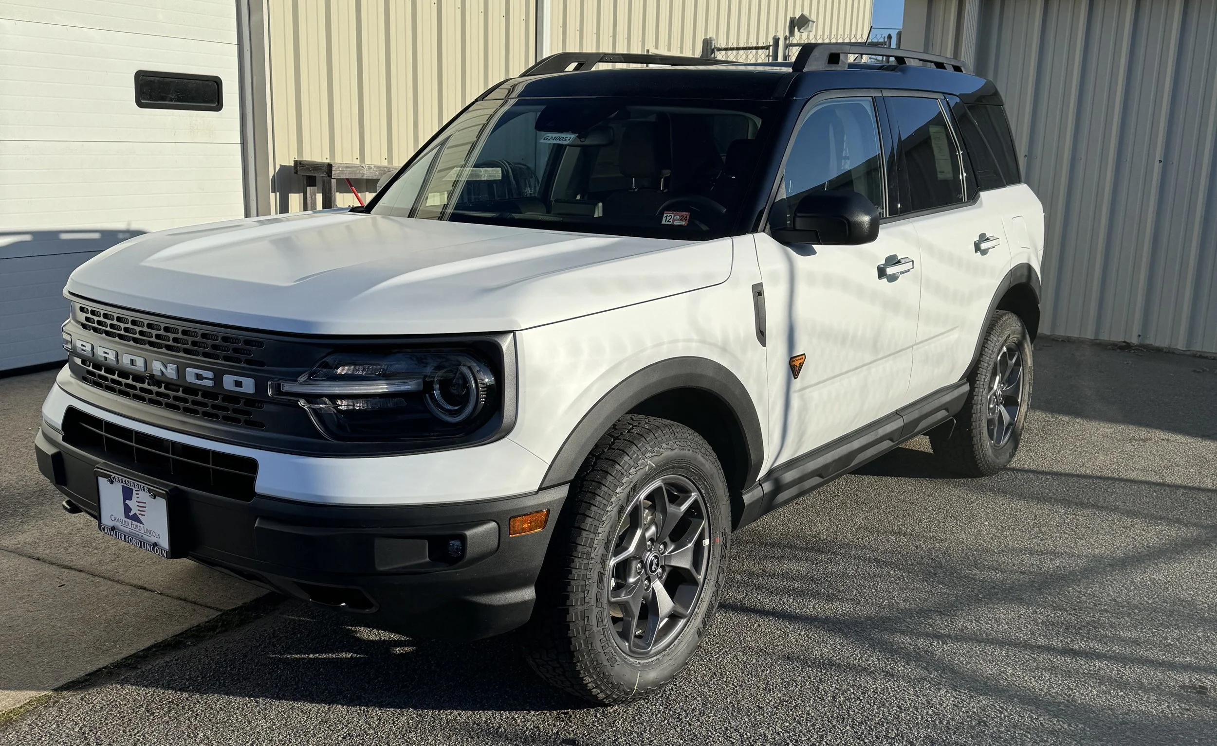 bronco 2.jpg
