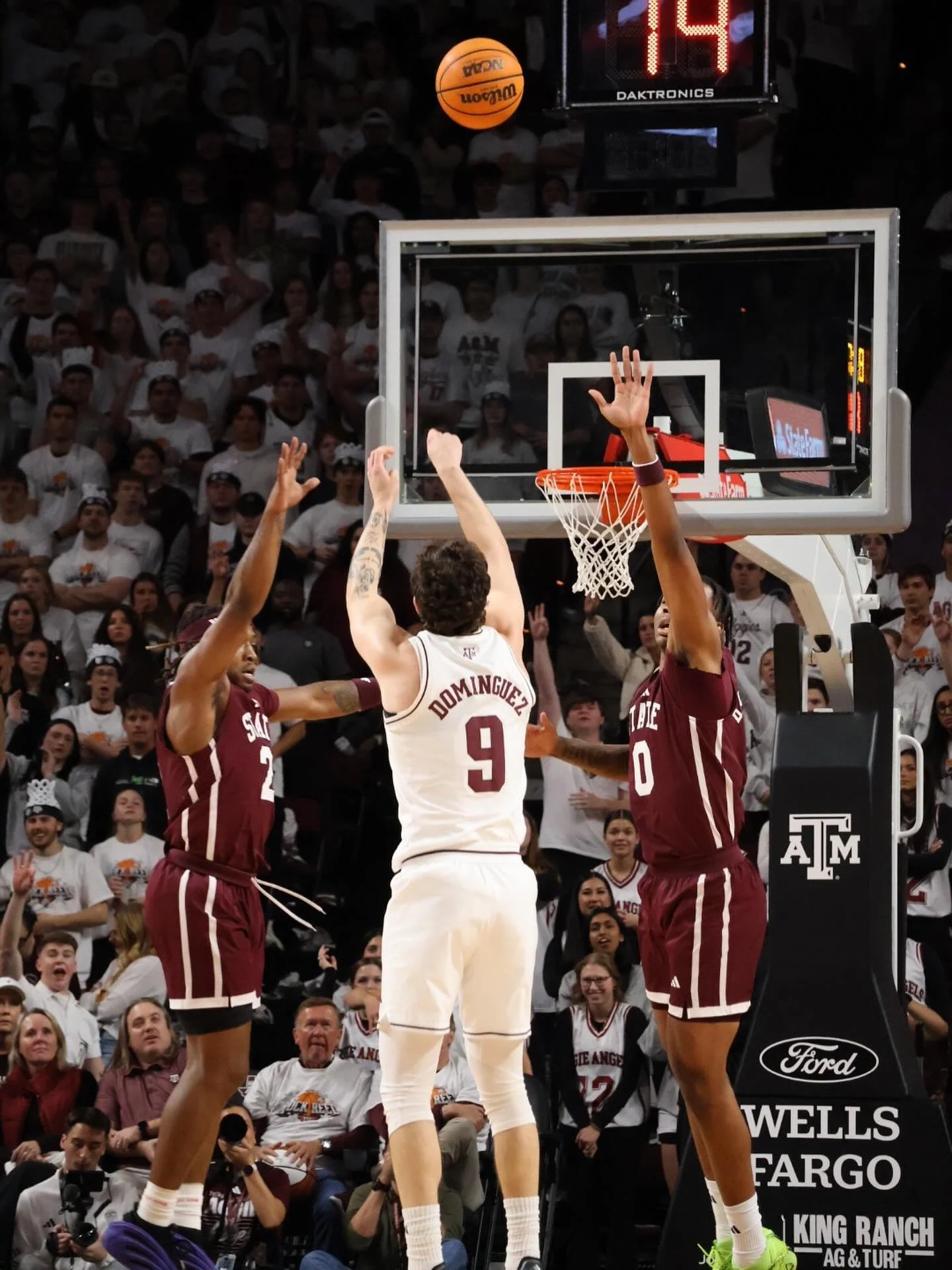 NEW STORY: Aggie Men&rsquo;s Basketball Cruises Past the Miss. State Bulldogs 88-68! 🏀

Read at KANMSPORTS.COM and Link in Bio!