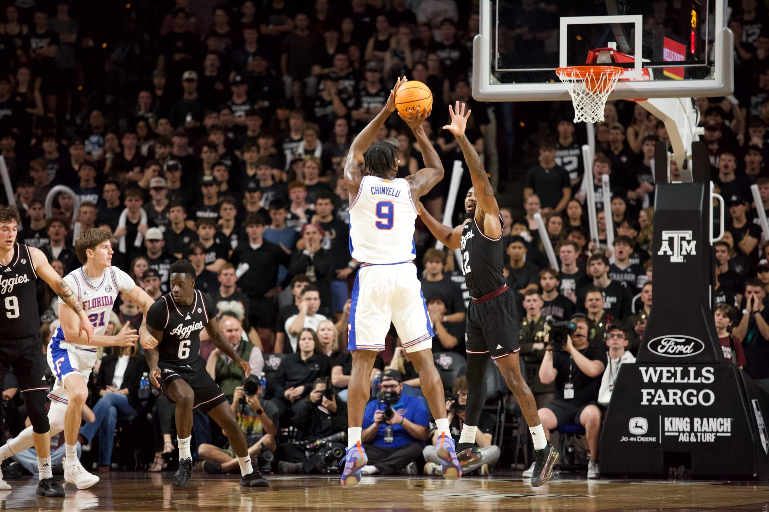 MBB: FLORIDA DOMINATED A&amp;M FOR THE NO. 1 STANDINGS IN THE SEC