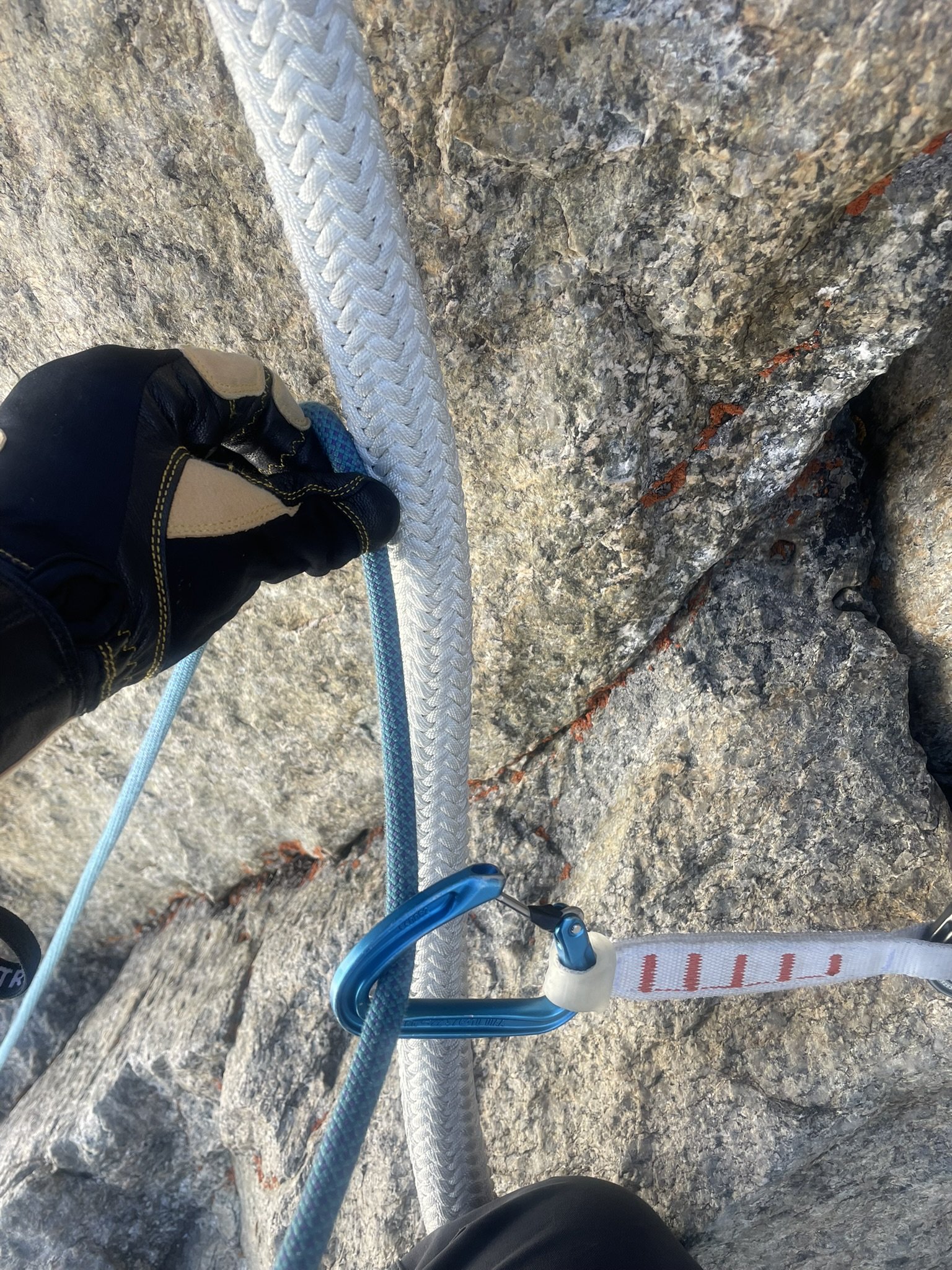 Thick ropes on the Dent du Geant