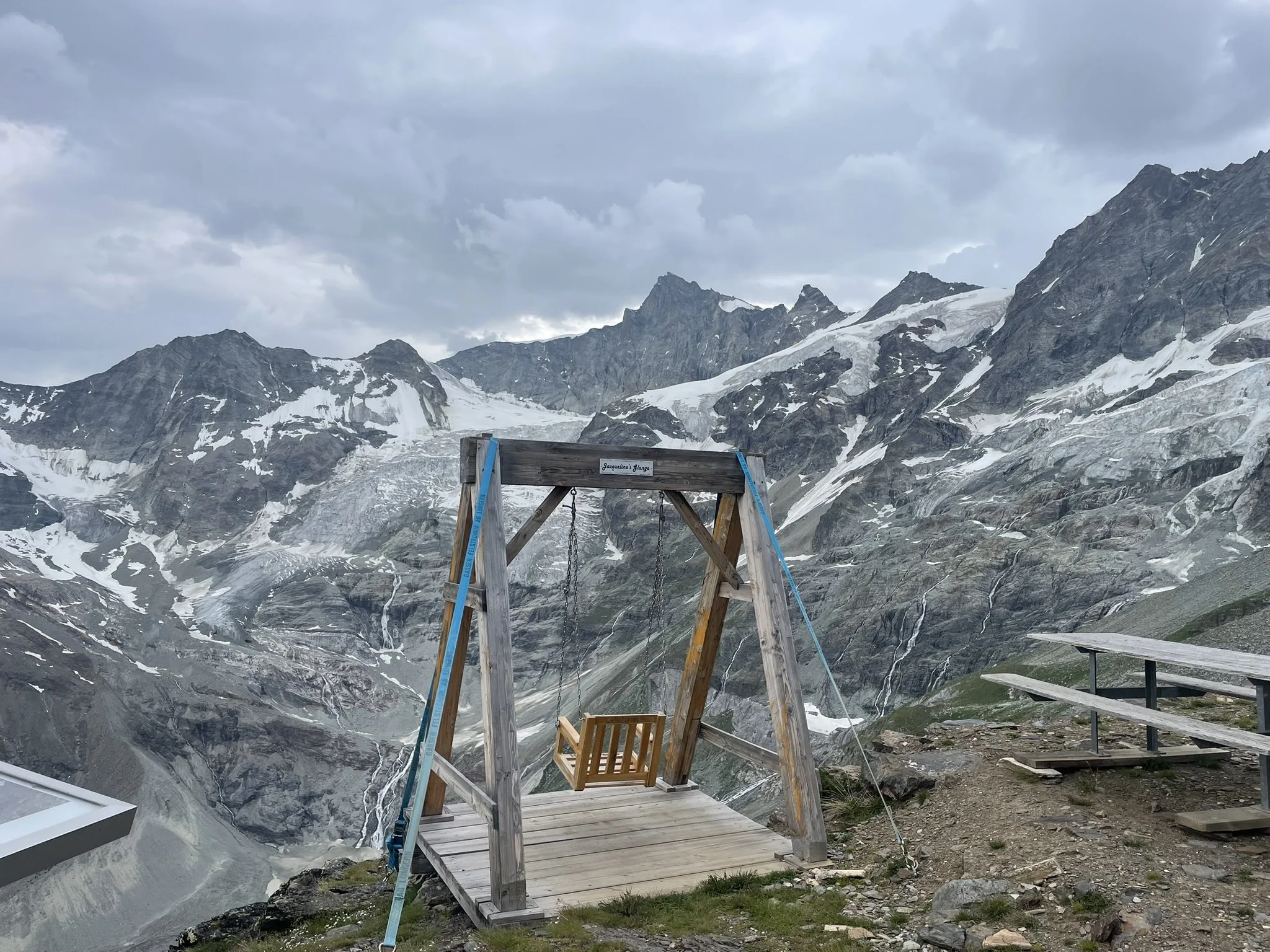 Weisshornhutte