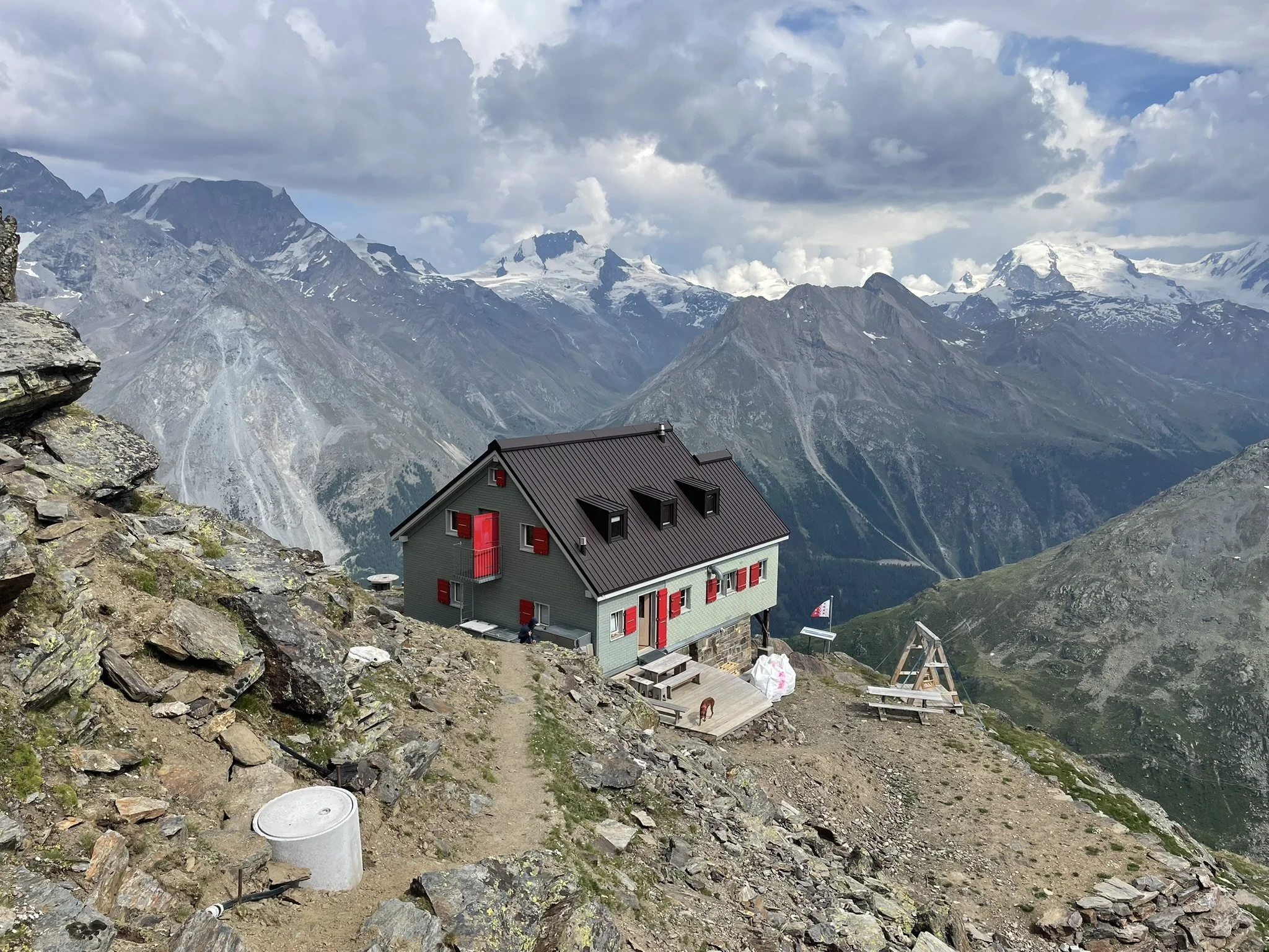 Weisshornhutte