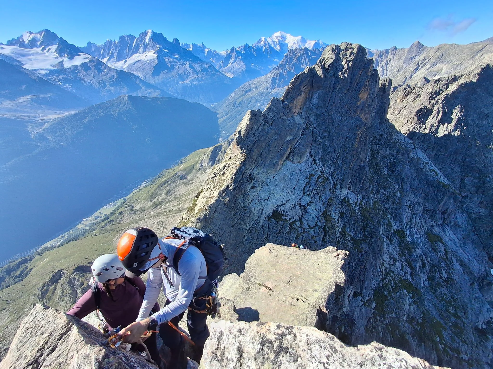 Traverse of the Perrons